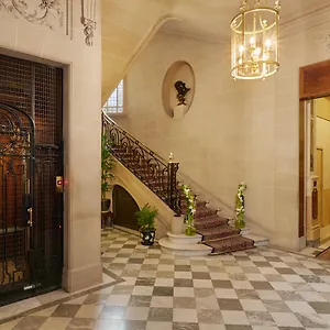 Raphael Hotel Parigi
